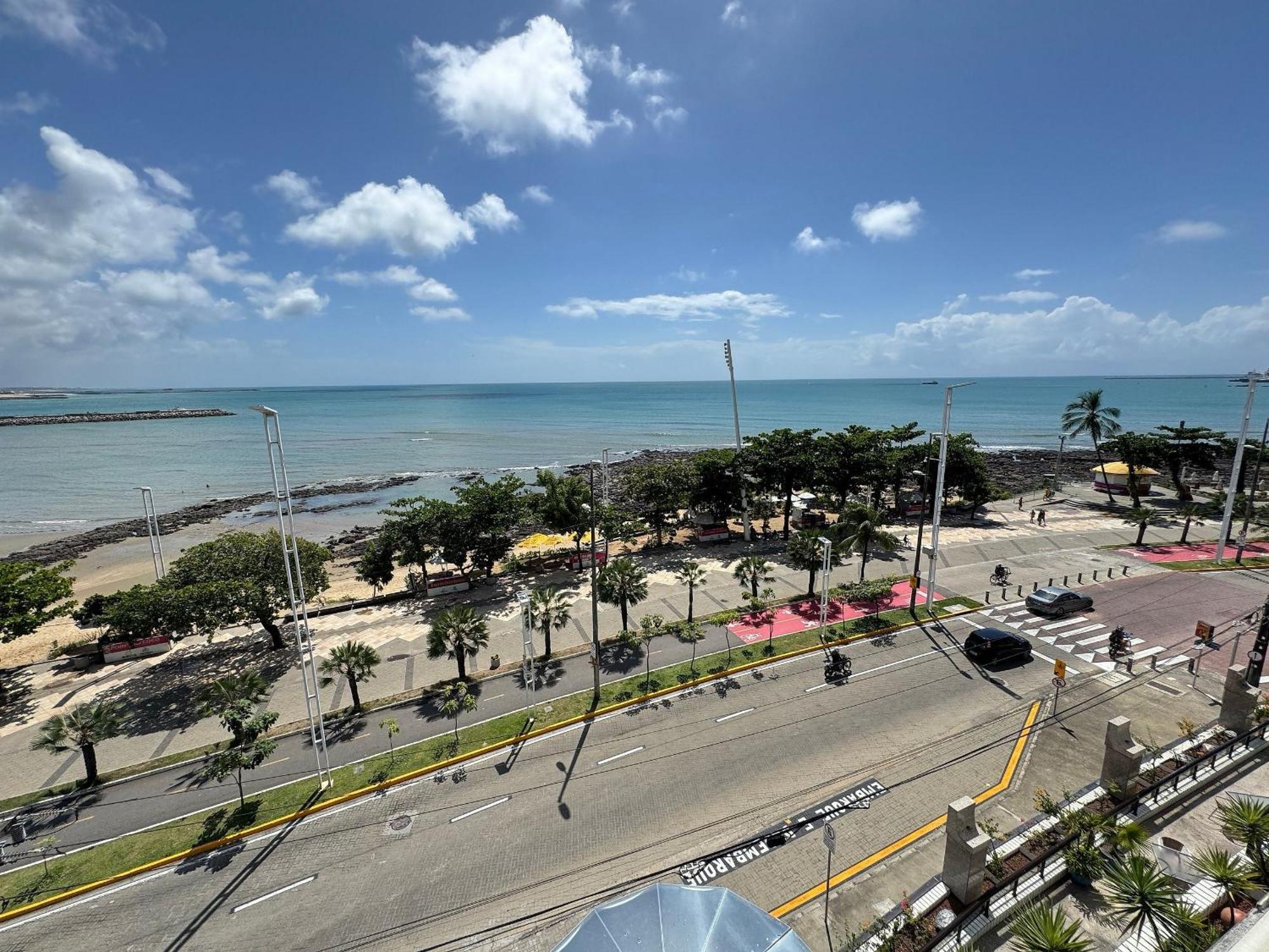 Hotel Flat Blue Tree Beira Mar By Escala *