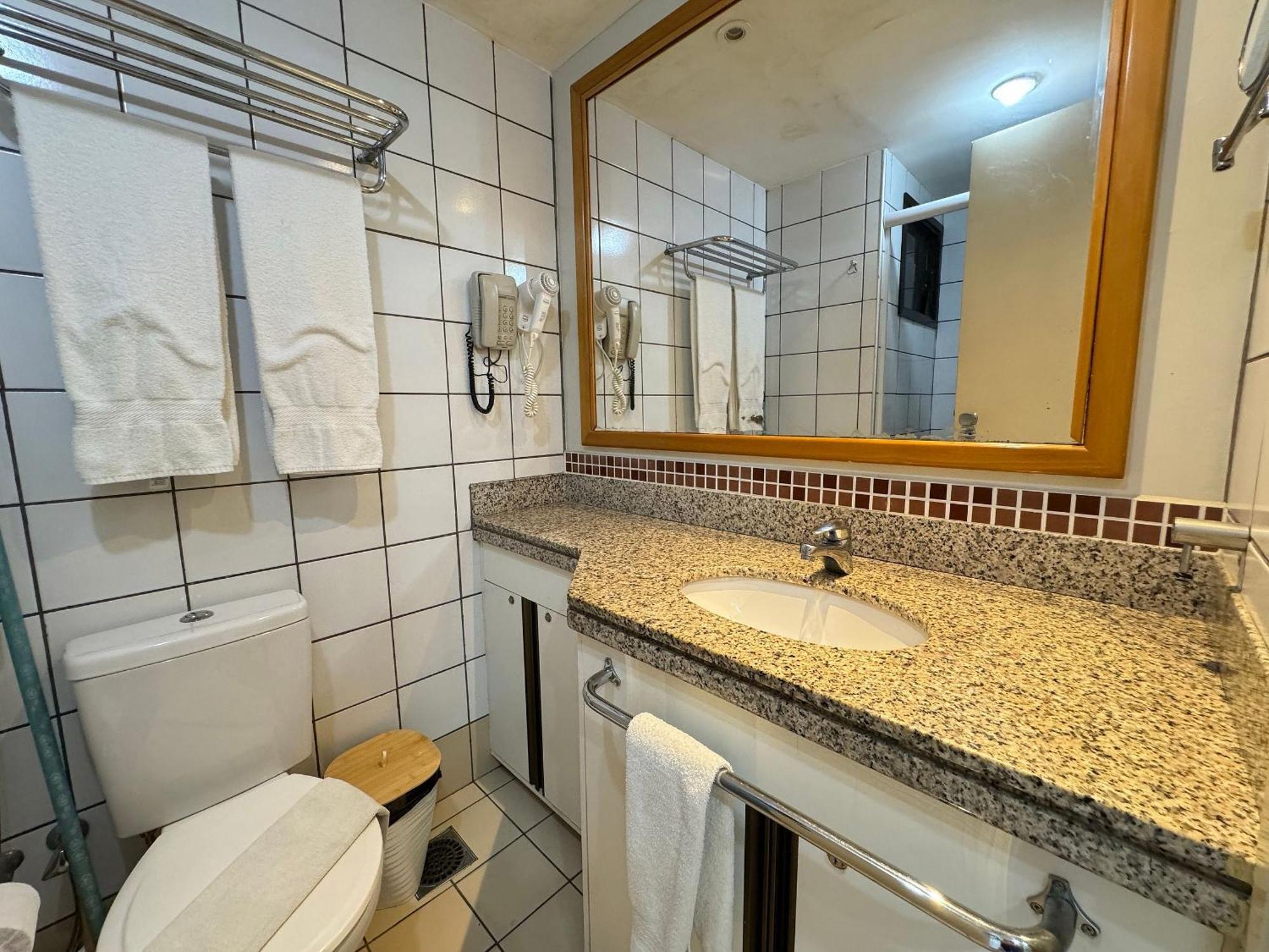 Flat Blue Tree Beira Mar By Escala