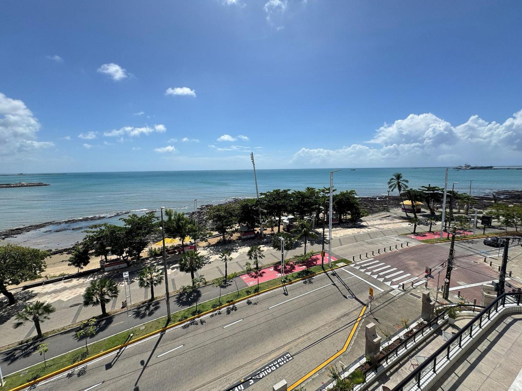 Hotel Flat Blue Tree Beira Mar By Escala *